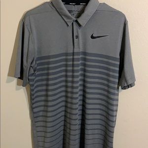 Men’s Medium Gray Nike Golf Shirt